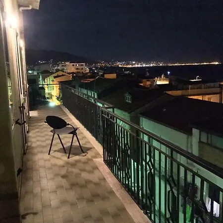 Affaccio Sullo Stretto Apartman