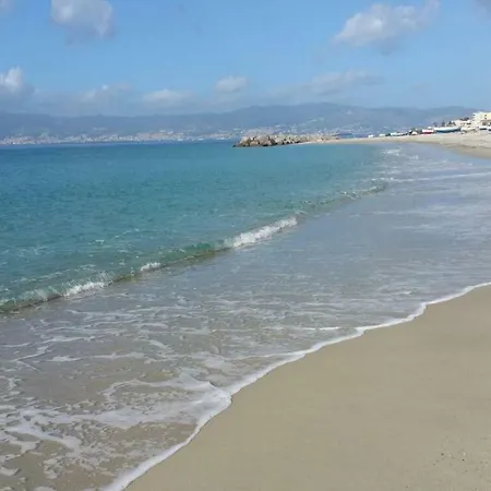 Affaccio Sullo Stretto Reggio di Calabria